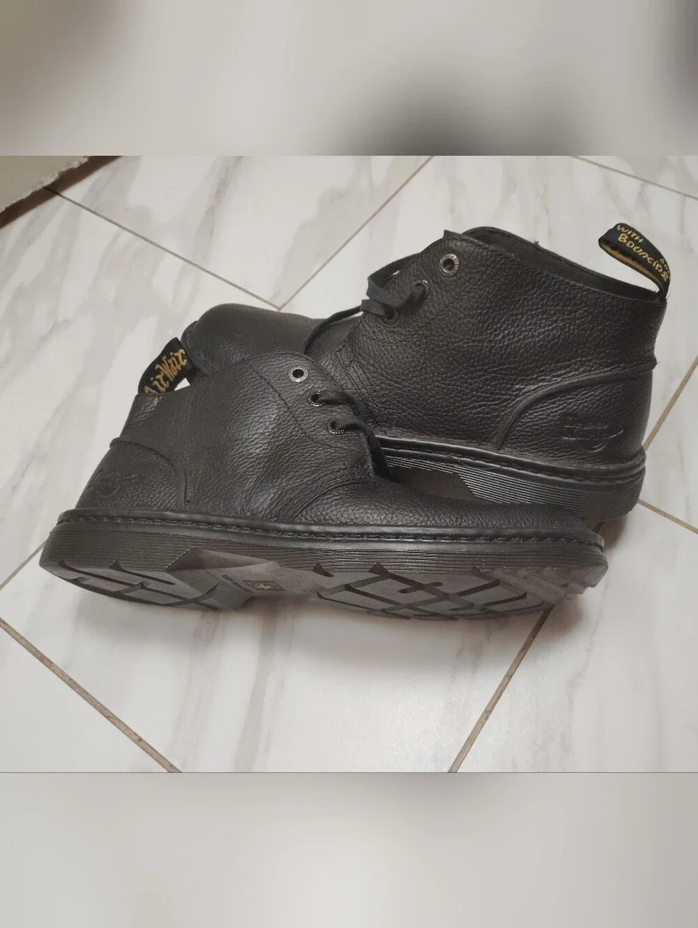 Dr Martens Sussex Black Pebbled Leather Chukka Boots Mens 11 Slip Resistant Sole